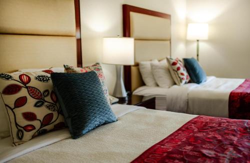 Moorefield Hotel | South Branch Inn Moorefield