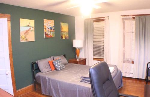 Hartford Apartment | South End Serenity 3