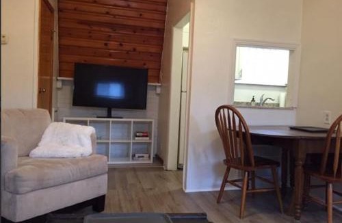 South Side Flats Apartment | Southside Flats Cozy Quiet Luxury XXX