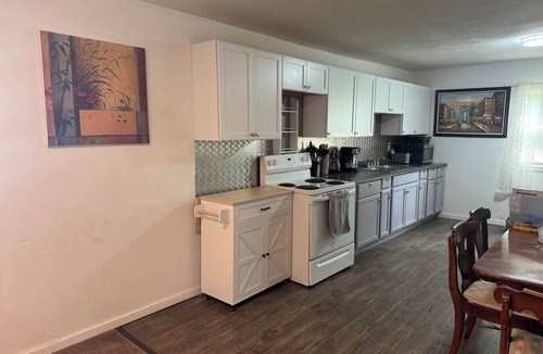 Clarksburg House | Spacious 3–4BR Home Perfect for Families Groups, Workers & Extended Stays.