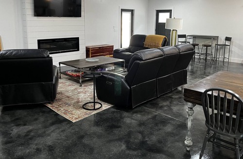 Hoyt House | Spacious 4 bed, 4.5 bath