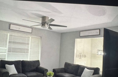Liberty House | Spacious 4-bedroom house in fabulous Liberty with AC