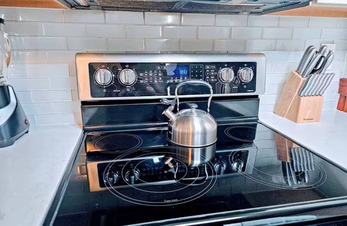Nashua House | Spacious 4-bedroom house in welcoming Nashua NH