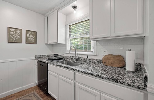 South Kansas City House | Spacious 4-bedroom Home in South Kansas City