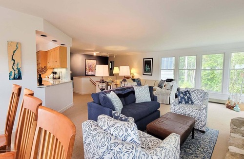 Boothbay House | Spacious 5-Bedroom home in Boothbay with stunning waterfront views!