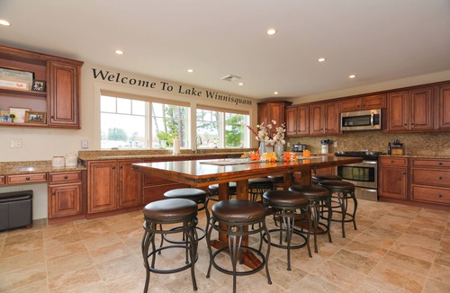 Lochmere House | Spacious 5-bedroom retreat on Lake Winnisquam
