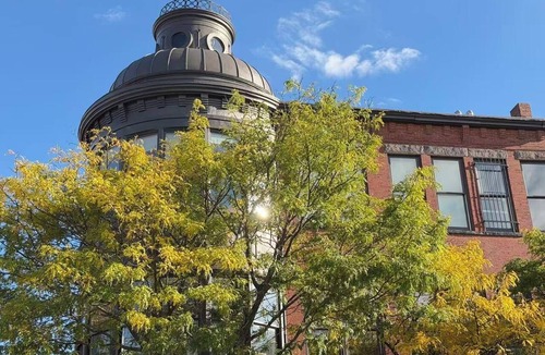 Downtown Apartment | Spacious 5BR 2BA Downtown Home, Sleeps 10, Walk to PPAC & Dining