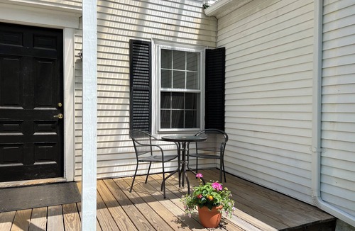 Augusta House | Spacious 6-bedroom house with WiFi and AC in charming Augusta