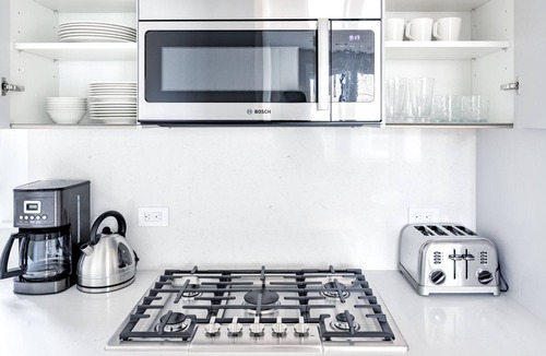 Brighton Apartment | Spacious Allston 2BR w/W/D in basement