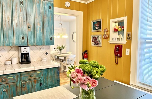 Yarmouth Apartment | Spacious and bright, 1st floor apartment in Historical Yarmouth Village