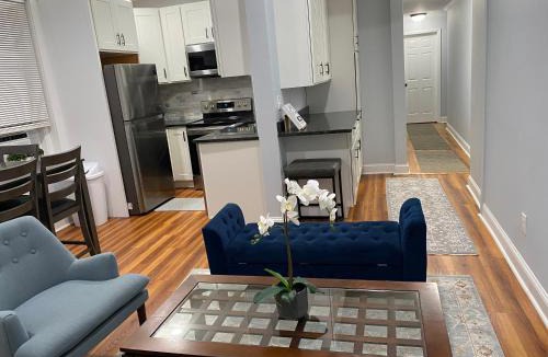 Packard's Corner Apartment | Spacious Apartment in Boston