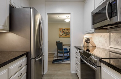 Montecito Condo | Spacious comfort in ideal location