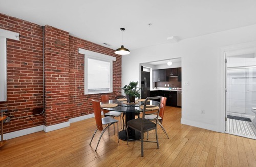 Downtown Baltimore Condo | Spacious Downtown 2BR | Near Harbor & Stadiums
