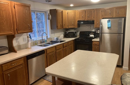 North Eastham House | Spacious Eastham Getaway-5 minutes from Beach