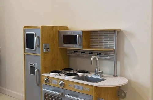 Orem House | Spacious Family Home, Pet-Friendly, Close to Everything!