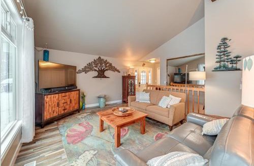 Nikiski House | Spacious Kenai Vacation Rental w/Lake Access!