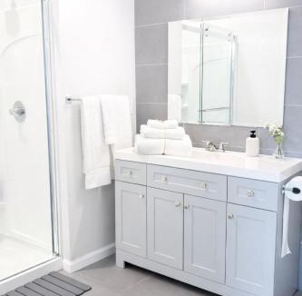 Mill River Apartment | Spacious King 1BR by Wooster Square & Yale