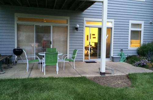 Rehoboth Beach Condo | Spacious, lakefront 1st floor 2 bedroom condo with pool