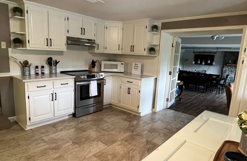 Lancaster House | Spacious Lakefront Home On The Point With Great Views