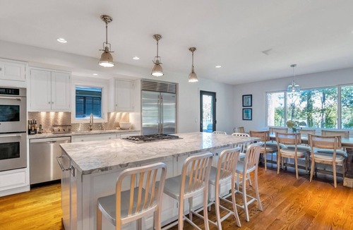 New Preston House | Spacious Litchfield County Lake House steps away from Lake Waramaug Perfect.