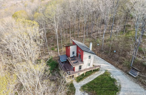 Carbon Hill Cabin | Spacious luxury cabin with hot tub and a great view!