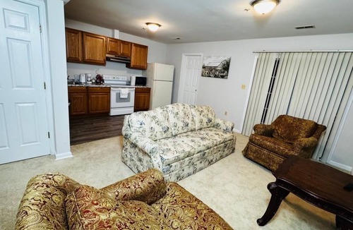 Bel Air South House | Spacious Private 2BR Suite in Abingdon with Separate Entrance