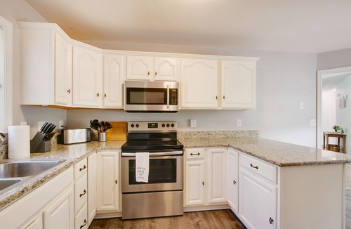Bakerton House | Spacious Quiet Retreat with Hot Tub and Walk to River Minutes to Harpers Ferry