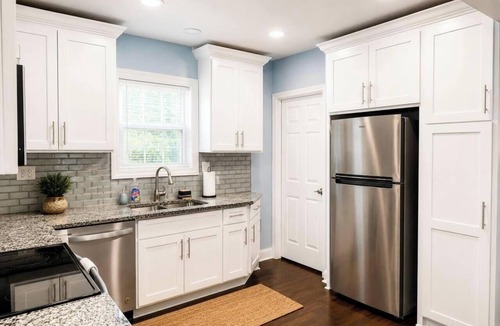 Kansas City House | Spacious Renovated Home Sleeps 7 Near Downtown