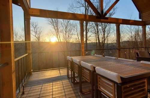 Bruceton Mills House | Spacious Ridge-Top Retreat in Whitewater Preserve near Coopers Rock & Morgantown