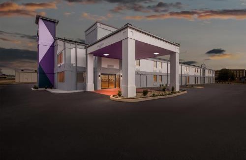 Muskogee Hotel | Spark By Hilton Muskogee