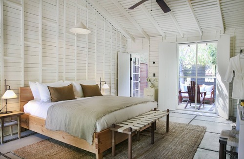 Twin Palms Hotel | Sparrows Lodge