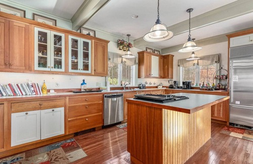 Southport House | Spectacular Ocean Front Estate on Southport