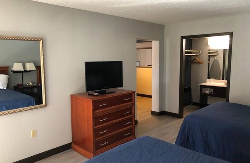 Springfield Hotel | Springfield Inn TN