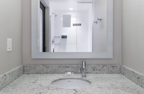 Jefferson Manor Hotel | Springhill Suites by Marriott Alexandria Old Town/Southwest