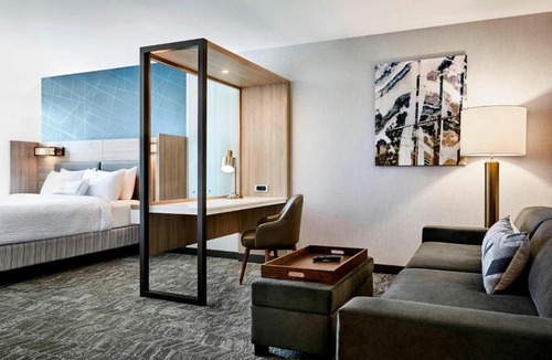 Sandusky Hotel | SpringHill Suites by Marriott Sandusky