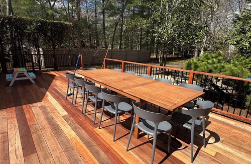 Springs House | Springs Cottage with Large Outdoor Living Space