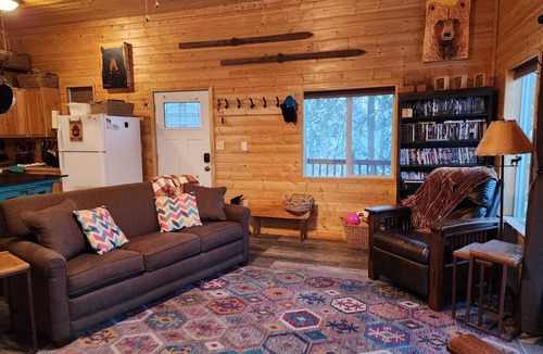 Fairbanks Cabin | Springwater Retreat S