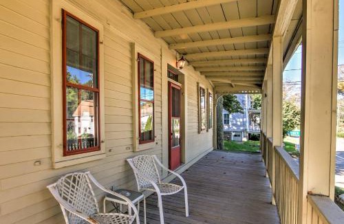 Poquetanuck Apartment | Stagecoach Inn-Historic Home with Patio by Casinos!