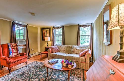Poquetanuck Apartment | Stagecoach Inn-Historic Home with Patio by Casinos!