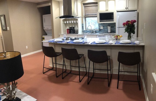 Capital View Condo | Stay close to entertainment! Downtown LR 2 bedroom apt near Simmons Bank Arena