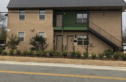 Capital View Condo | Stay close to entertainment! Downtown LR 2 bedroom apt near Simmons Bank Arena