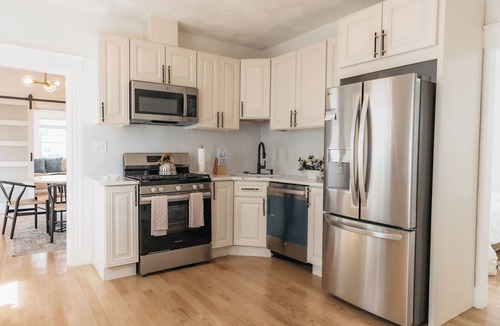 Everett Apartment | Stay Comfy Easy Boston Access, Everett MA