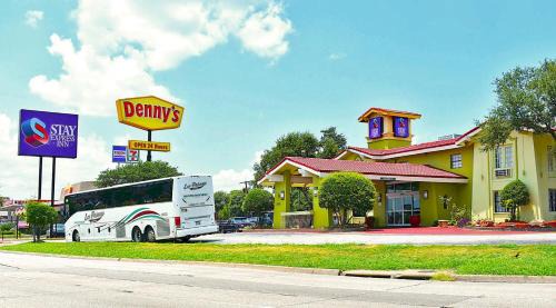 Buckner Terrace - Everglade Park Hotel | Stay Express Inn Dallas - Fair Park/Downtown