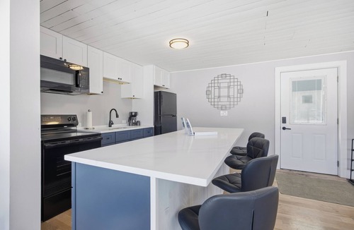 Alton Bay House | Stay in Venice our Modern Steps from the Lake with Dock!