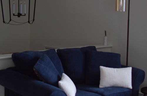 University Area House | Stay North–Rooted in Anchorage, Ready for Anything! Message for longer Stays.