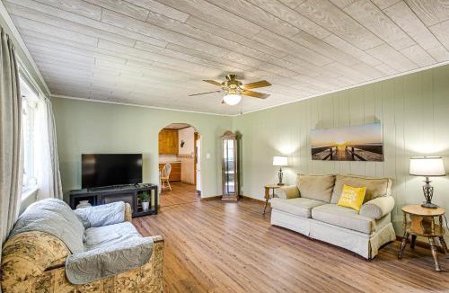 Davisville House | Stay & Play: West Virginia Country Home!