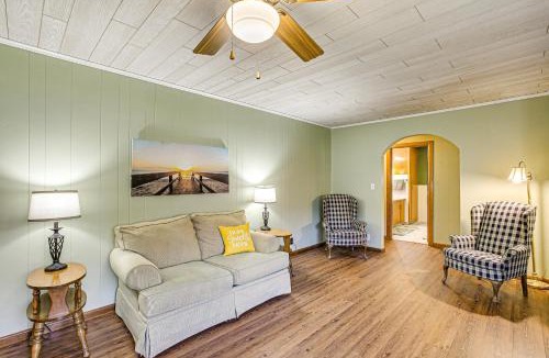 Davisville House | Stay & Play: West Virginia Country Home!