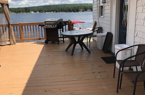 Eagle Lake House | Stay with us for beautiful scenery and relaxation