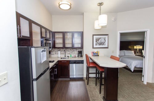Bowling Green Hotel | Staybridge Suites Bowling Green by IHG