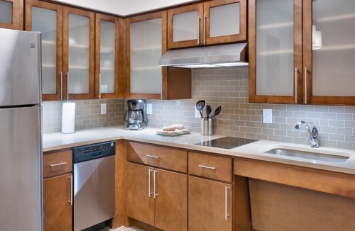 Lehi Hotel | Staybridge Suites - Lehi - Traverse Ridge Center by IHG